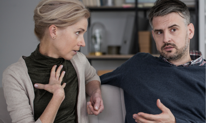 couple-talking Couple talking during divorce process